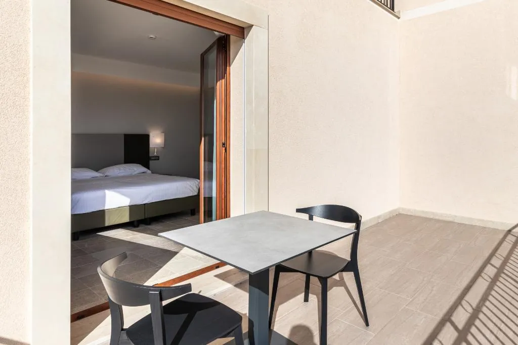 JUNIOR SUITE WITH TERRACE Room, Hotel Netum Mare, Catania