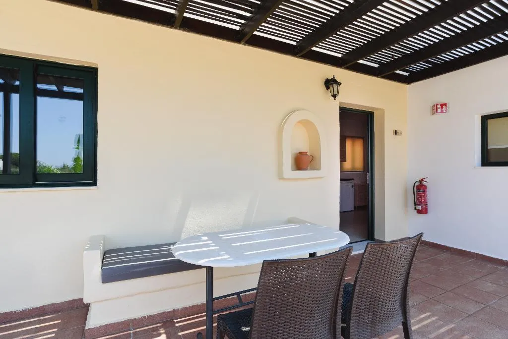 APARTMENT CAPACITY 4 Room, Pefkos Village Resort, Rhodes