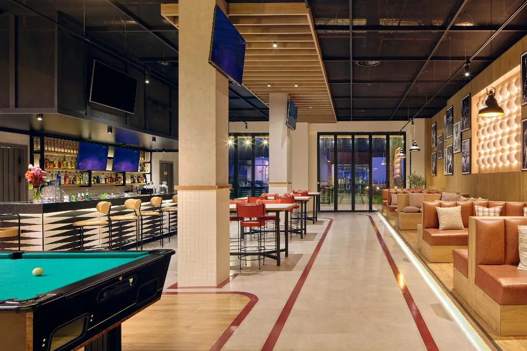 Bar, Melia Durres Albania, Durres