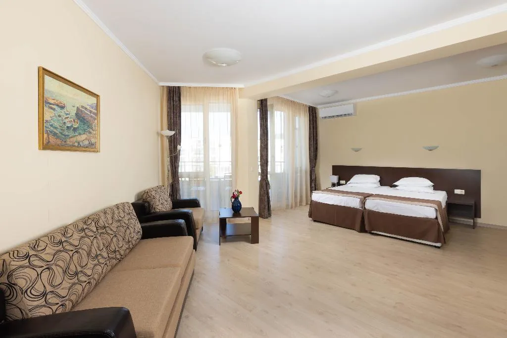 FAMILY ROOM CLASSIC Room, Rome Palace Deluxe - All Inclusive Premium, Bourgas
