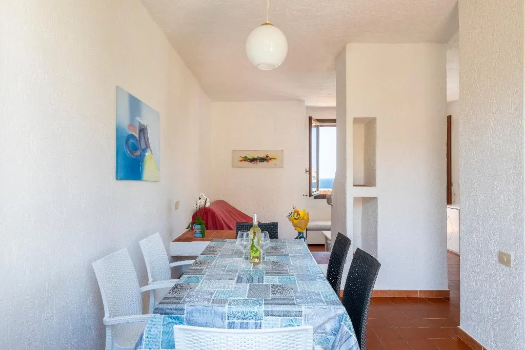 APARTMENT CAPACITY 4 TWO BEDROOMS Room, Residence Baia Santa Reparata, Olbia