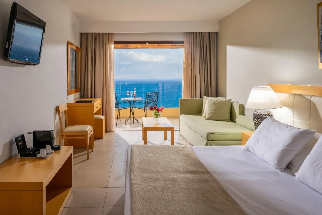 Room DELUXE Room, Miramare Resort & Spa, Crete