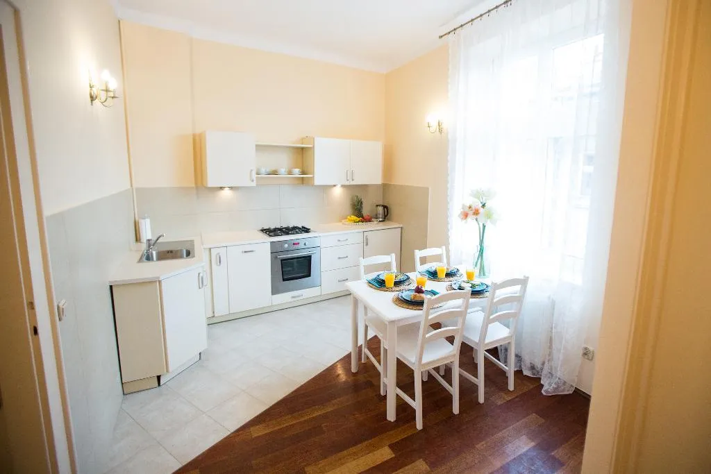 APARTMENT TWO BEDROOMS Room, Apartments Roman, Krakow