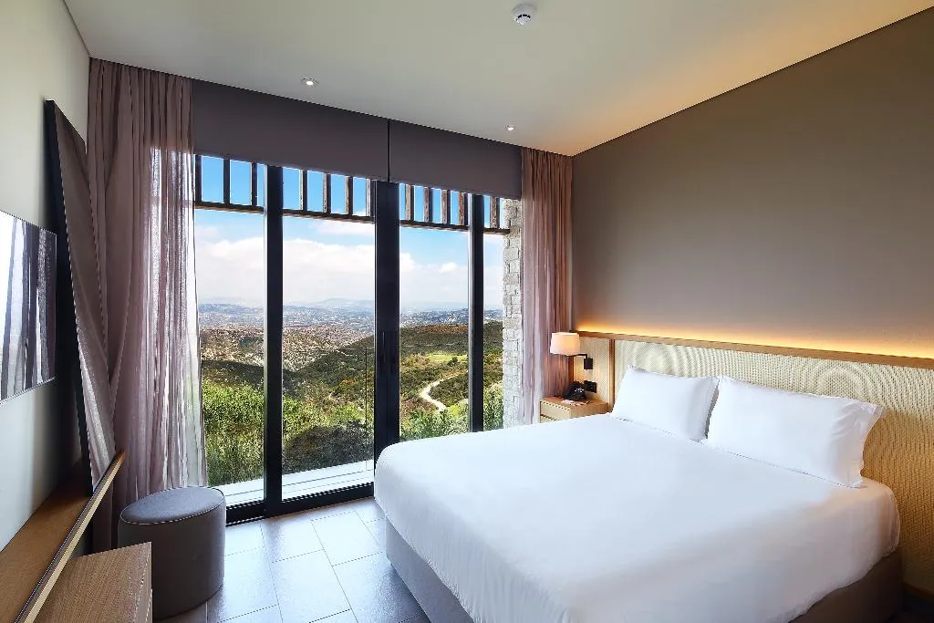 SUITE EXECUTIVE Room, Minthis Resort, Cyprus