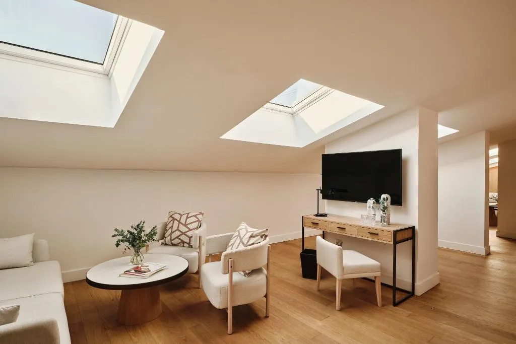 JUNIOR SUITE STANDARD Room, Hospes Palau de la Mar Valencia, Valencia