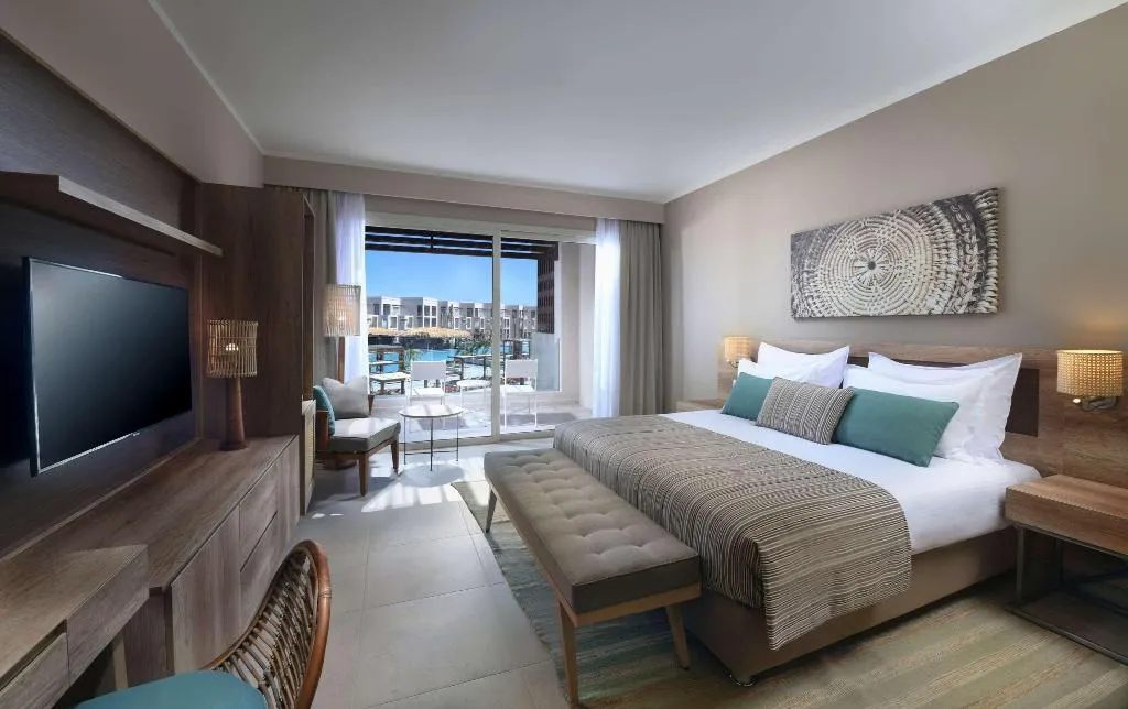 FAMILY ROOM DELUXE KING BED Room, Steigenberger Resort Ras Soma, Red Sea Riviera