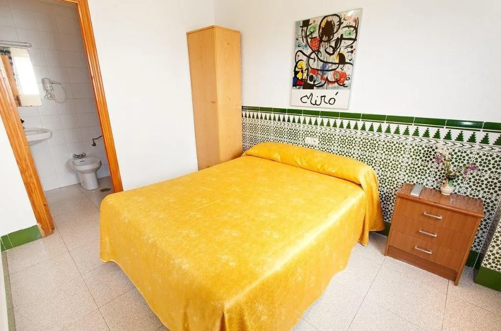 Room, Hostal Estacia N Almeria, Costa Almeria