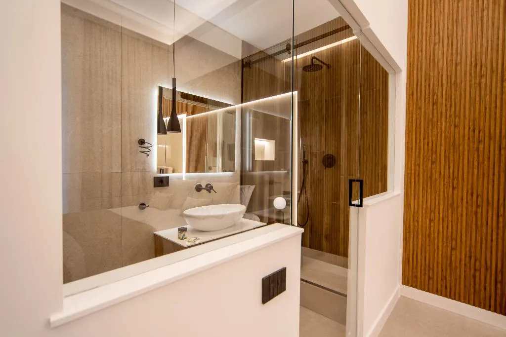 Room, Mamalu Studios And Suites, Naples