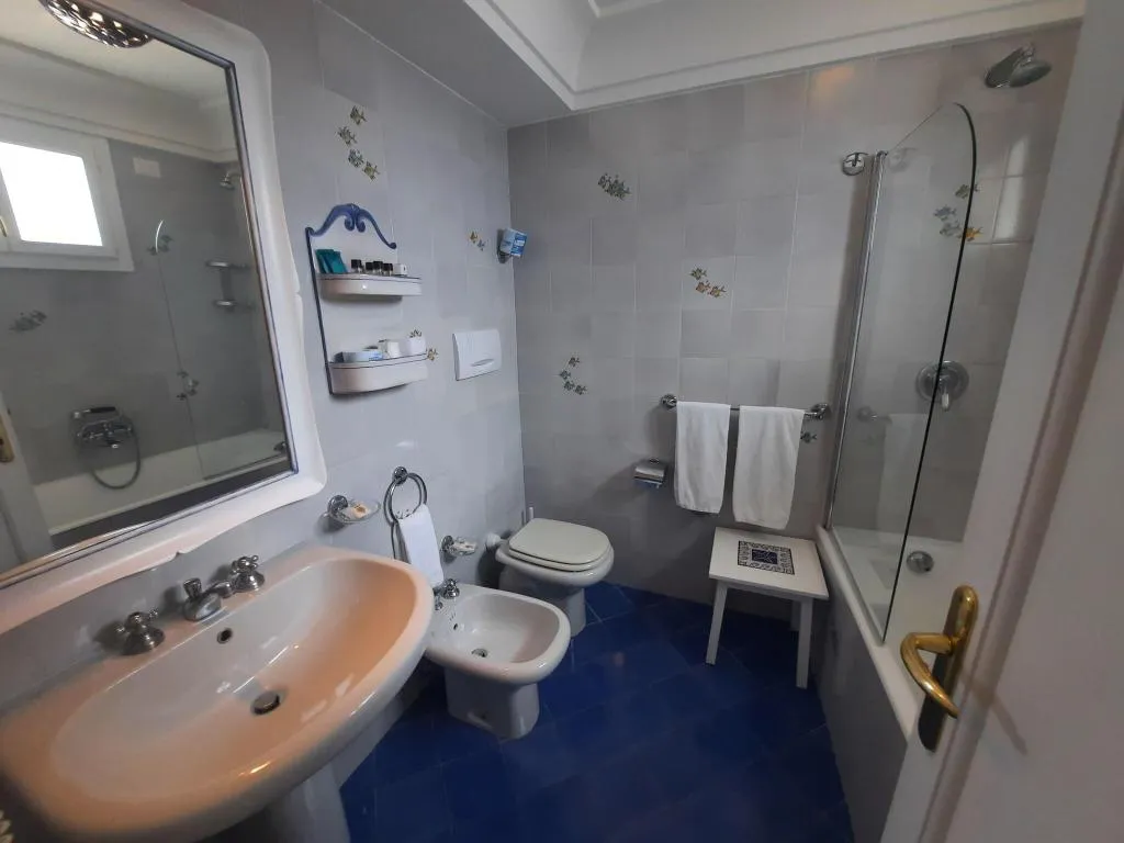 DOUBLE SEA VIEW Room, Villa La Tartana, Naples