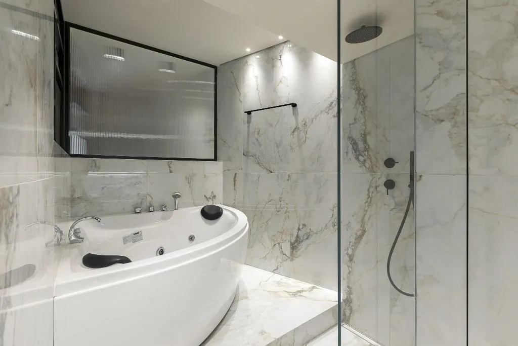 SUITE KING BED WITH JACUZZI Room, Stanley, Athens
