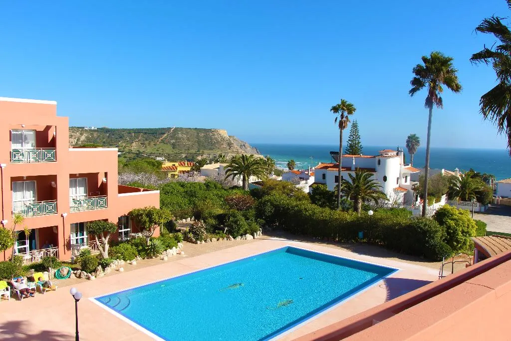General view, Belavista da Luz, Algarve