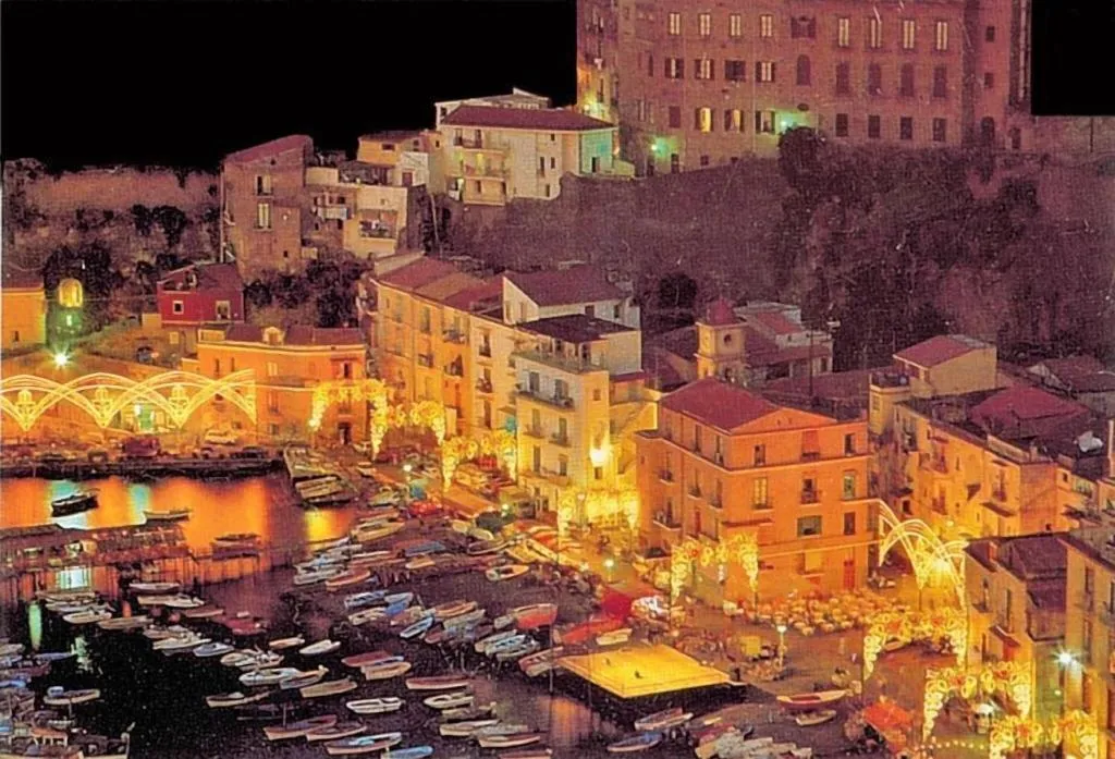 General view, Hotel Britannia, Naples