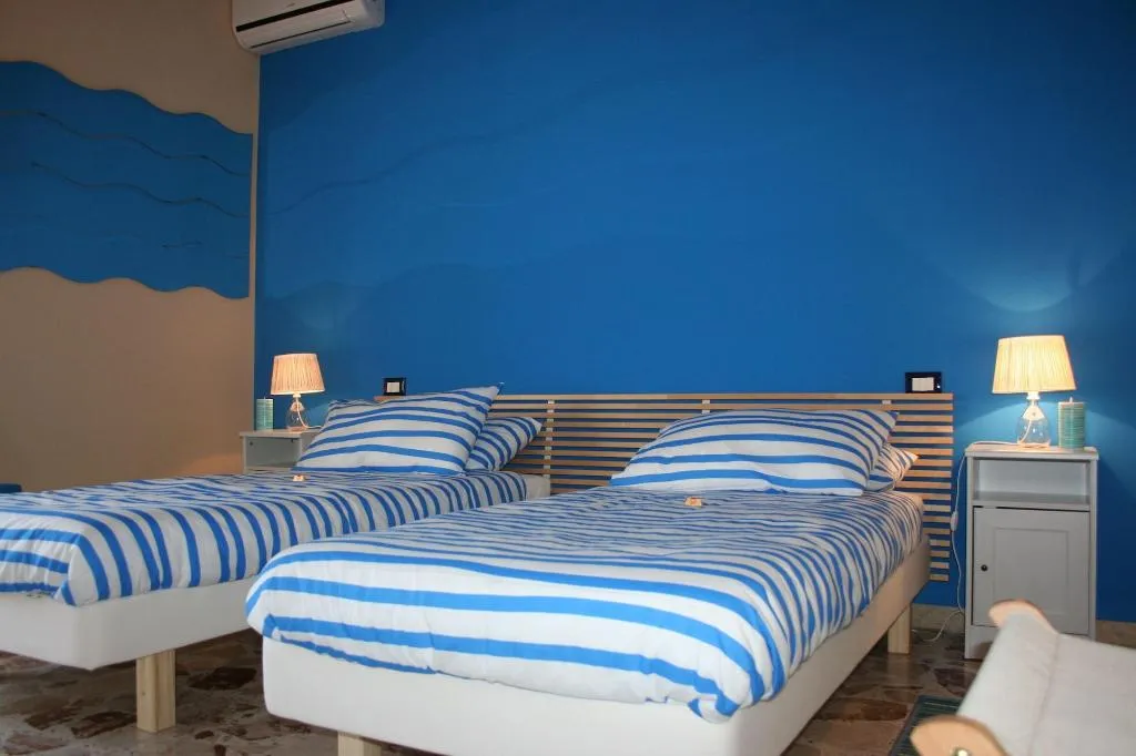 Room, Etna Guesthouse, Catania