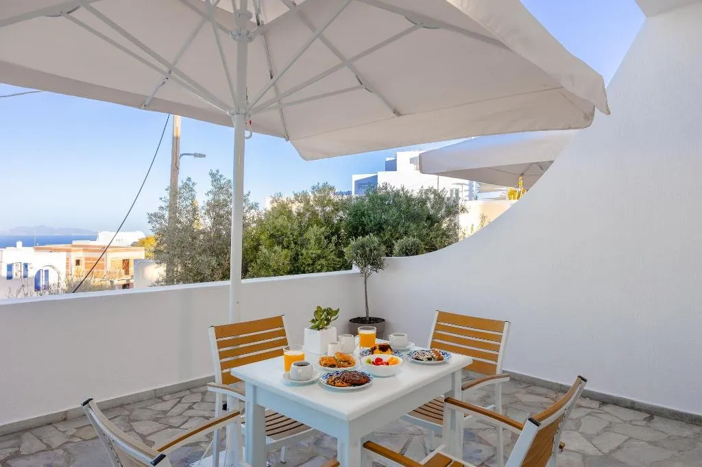Room, Nevma Suites, Santorini