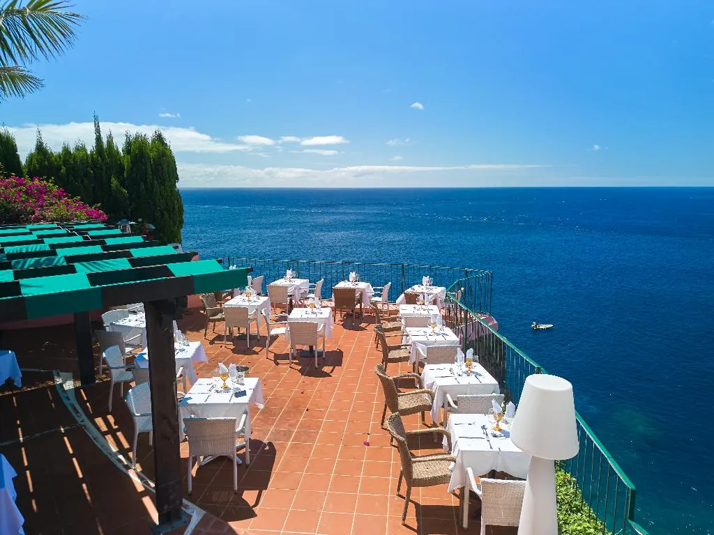 Restaurant, Inn & Art Hotel Gallery, Madeira