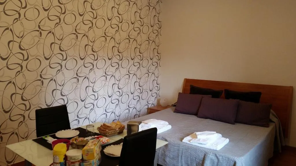 Room, B&B Viva Pompei, Naples