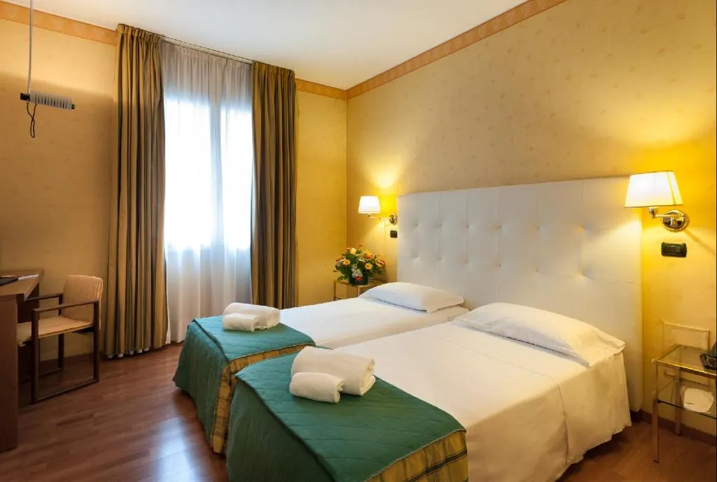 TWIN STANDARD Room, Lombardia Milano, Milan