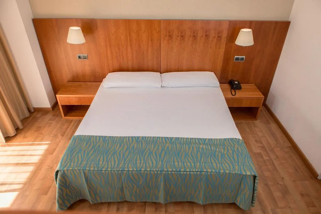 SUITE WITH DOUBLE BED Room, RVHotels Nautic Park, Costa Brava