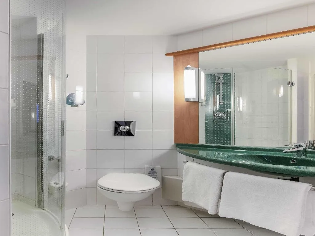 TWIN STANDARD Room, Ibis Praha Old Town, Prague