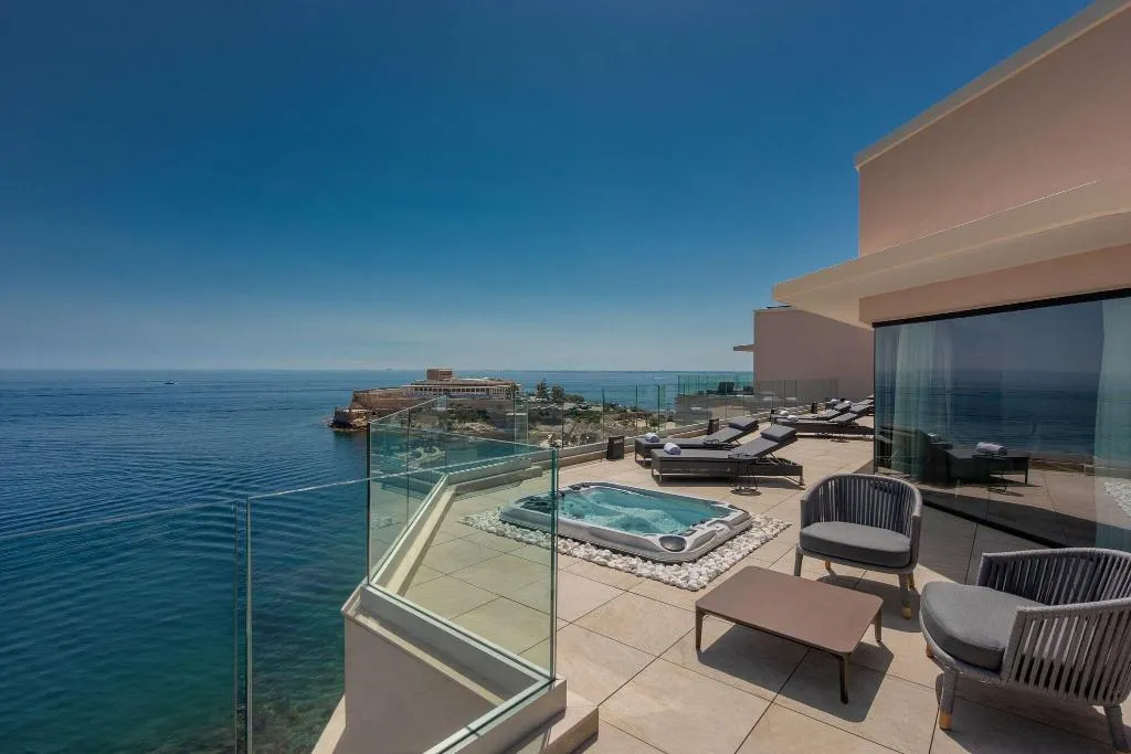 Beach, Westin Dragonara Resort, Malta