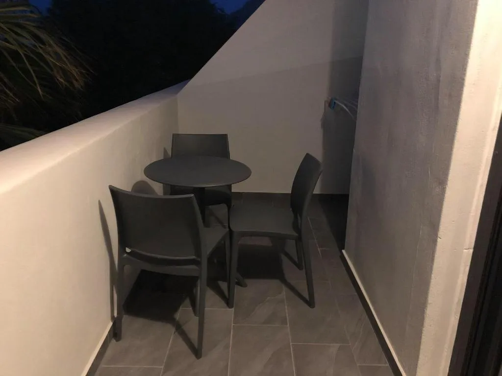 Room, Dragonfly Villas, Santorini