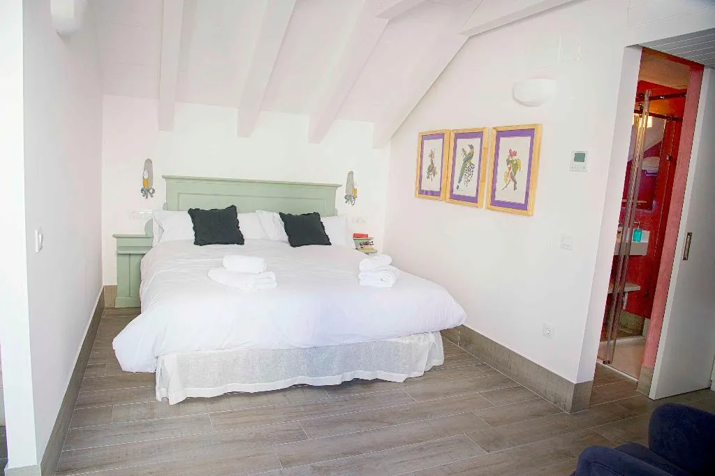 APARTMENT ECONOMY Room, Overland Suites Catedral Luxury Apartments, Seville