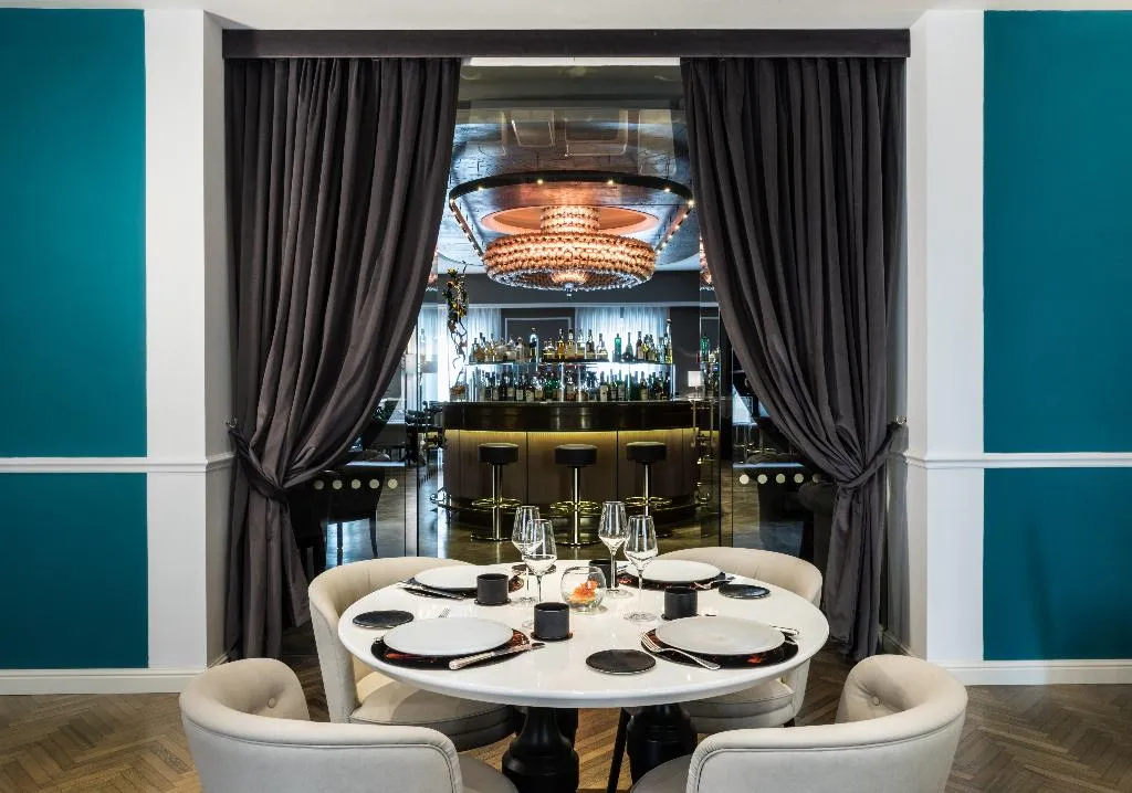 Restaurant, Plaza Lucchesi, Florence