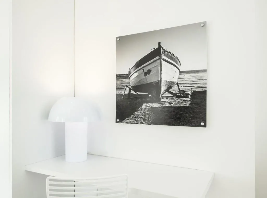 Room, Apollon Club, Naples
