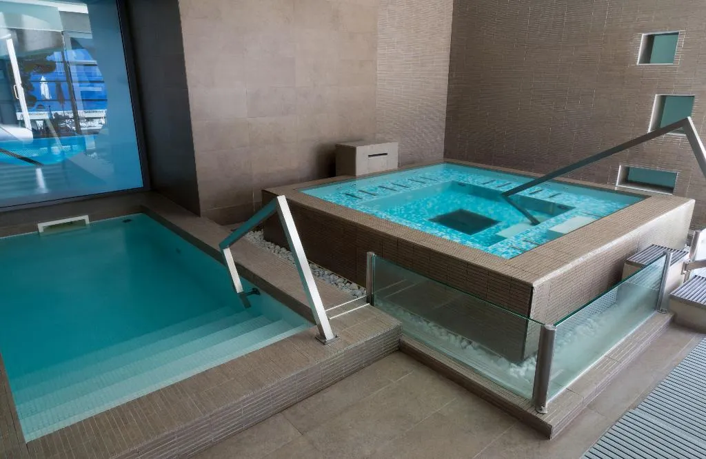 Pool, Bluesun Hotel Soline, Split