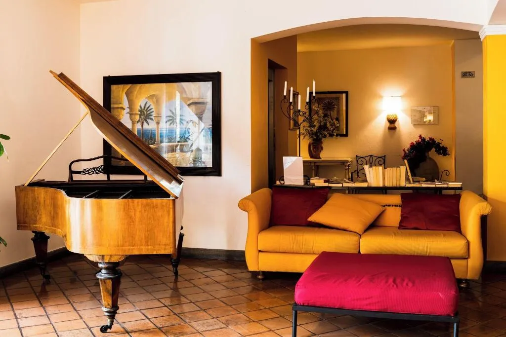 Lobby, Le Dune, Catania