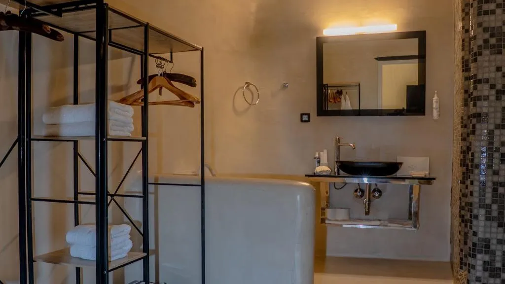 SUITE PREMIUM SEA VIEW Room, Apeiron Blue Santorini - Apeiron Hotels, Santorini