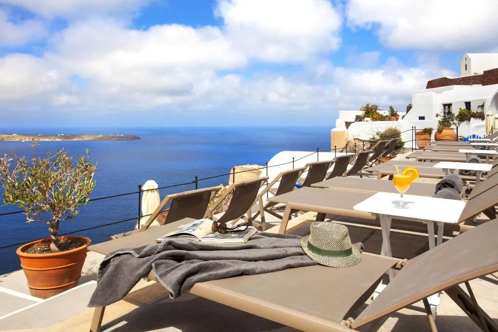 Terrace, Esperas Houses Apartments, Santorini