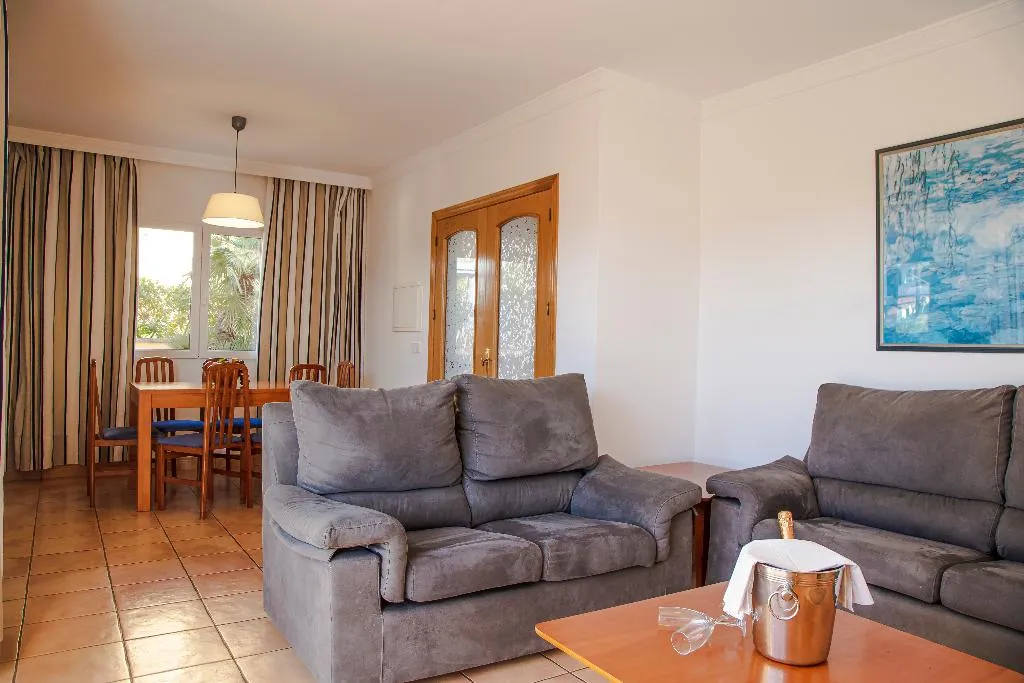 VILLA THREE BEDROOMS Room, Sagitario Villas, Menorca