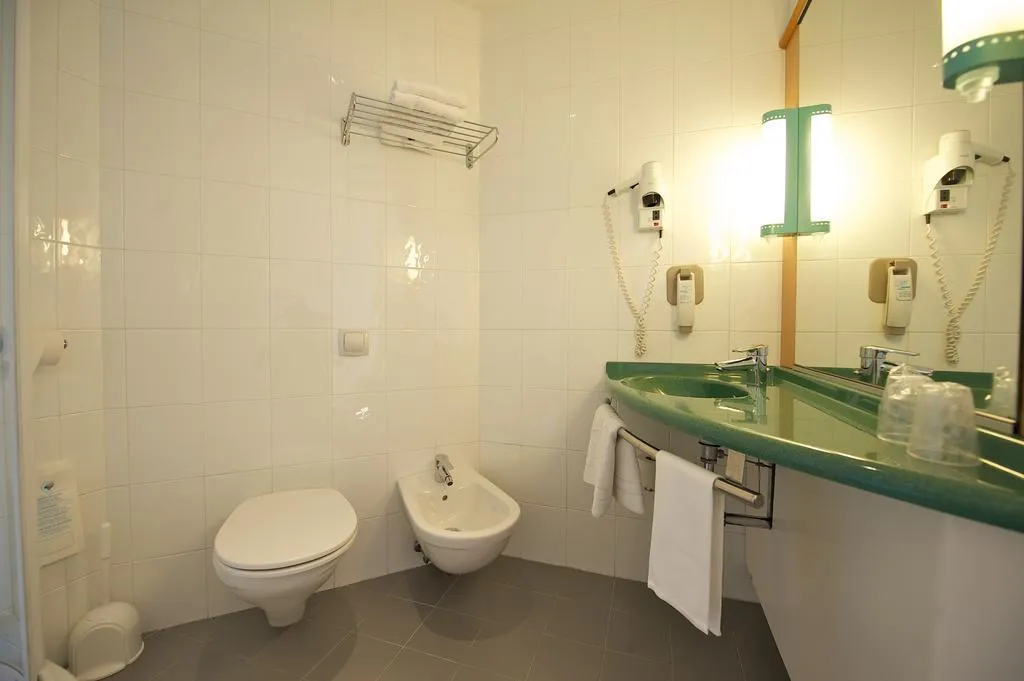Room, ibis Firenze Prato Est, Florence