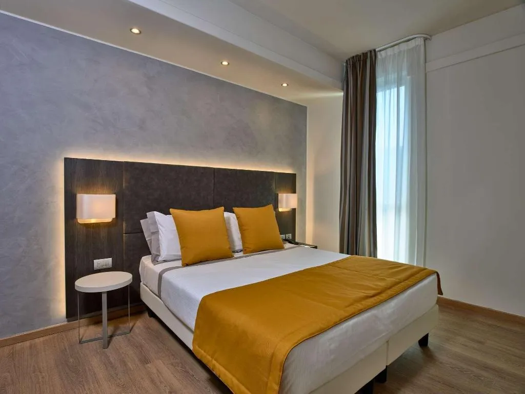 Room, Hotel Como, Milan