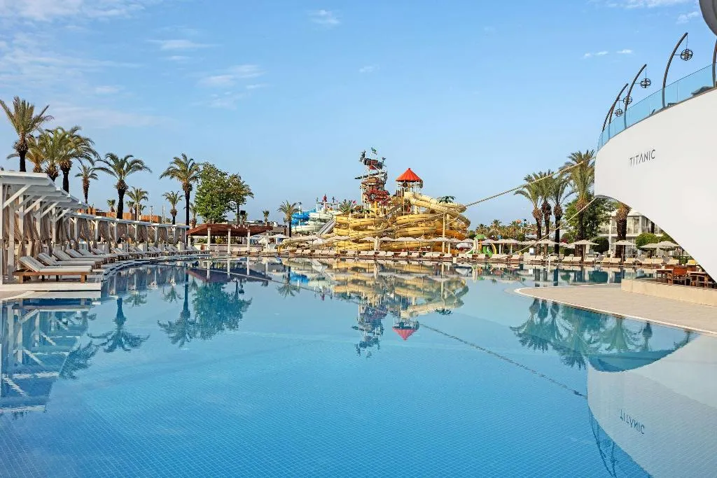 Pool, Titanic Deluxe Lara, Antalya