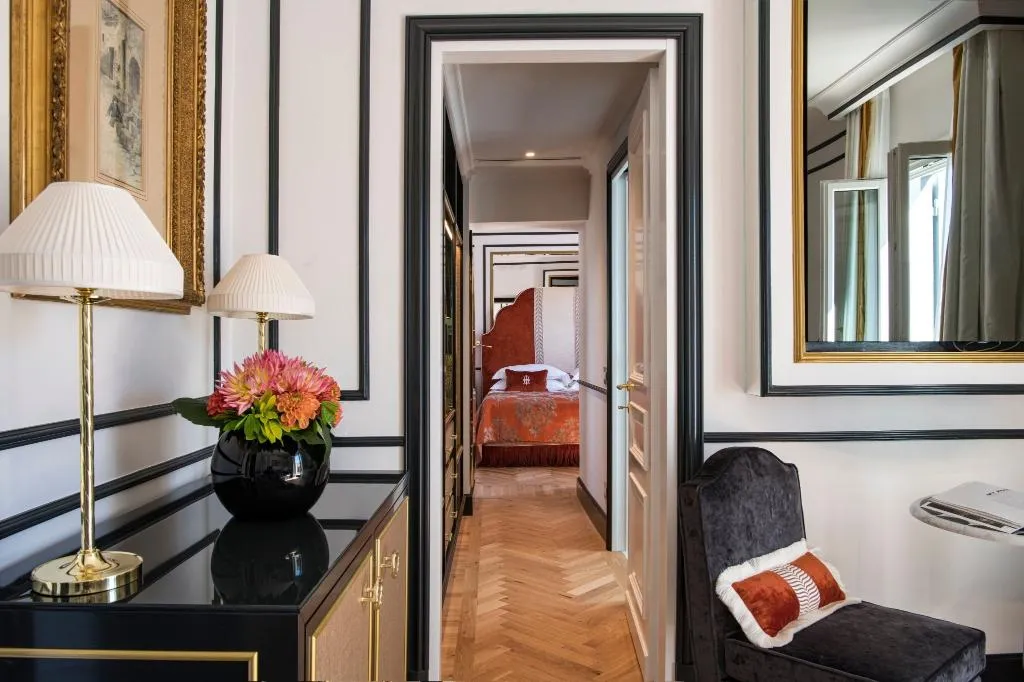 SUITE WITH BALCONY Room, Hotel d'Inghilterra Roma - Starhotels Collezione, Rome