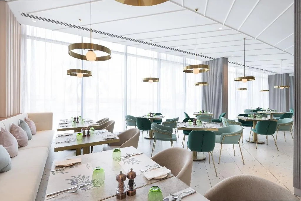 Restaurant, Ecos Dubai Al Furjan Hotel, Dubai