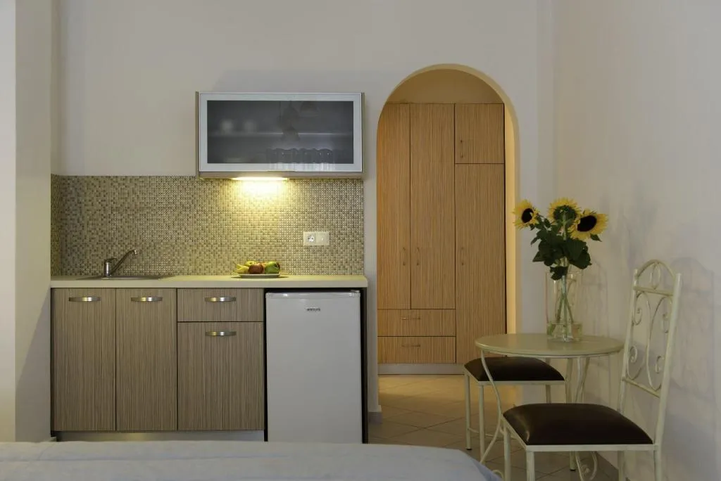 Room, Makris Beach Hotel, Santorini
