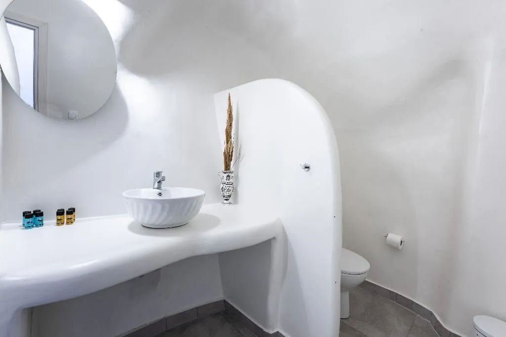 DOUBLE SUPERIOR Room, Nomikos Mansion, Santorini