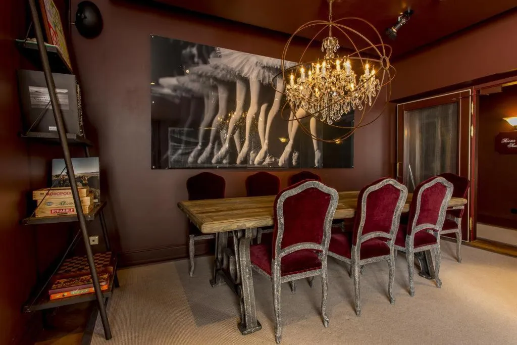 Sports and Entertainment, Hotel St Petersbourg, Tallinn