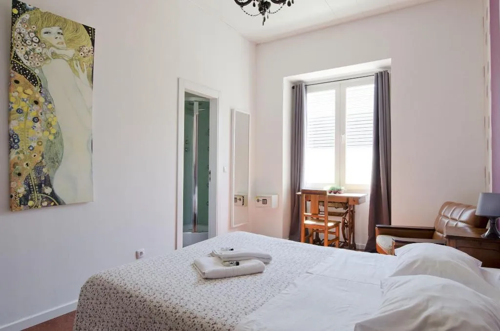 Room, Sunset Destination Hostel, Lisbon