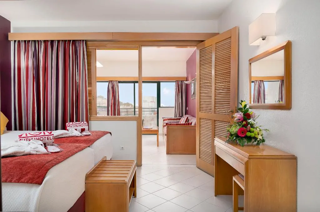 APARTMENT ONE BEDROOM Room, Grand Muthu Forte da Oura, Algarve