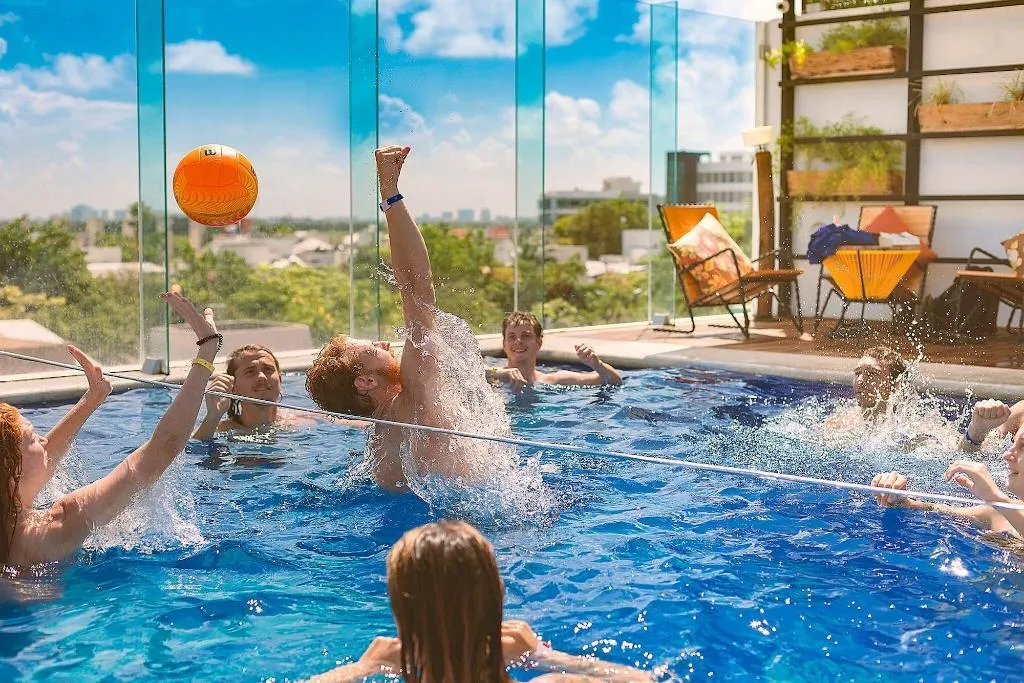 Sports and Entertainment, Nomads Hotel, Hostel & Rooftop Pool, Cancun Area