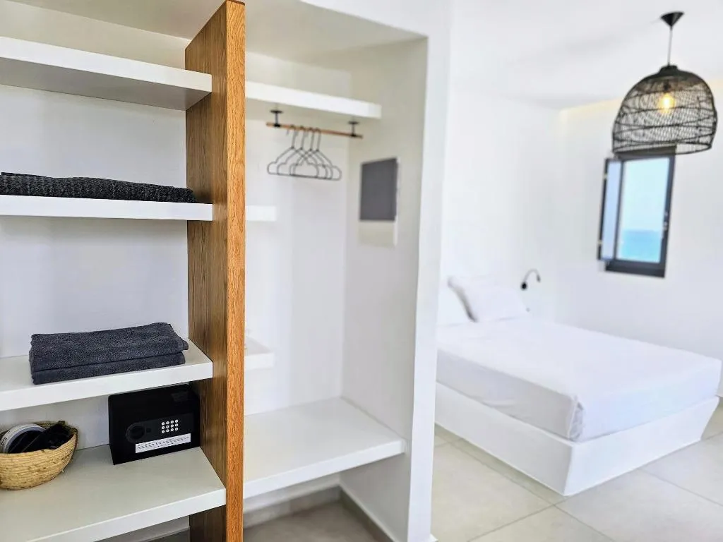 Room, MyLithos Suites, Santorini