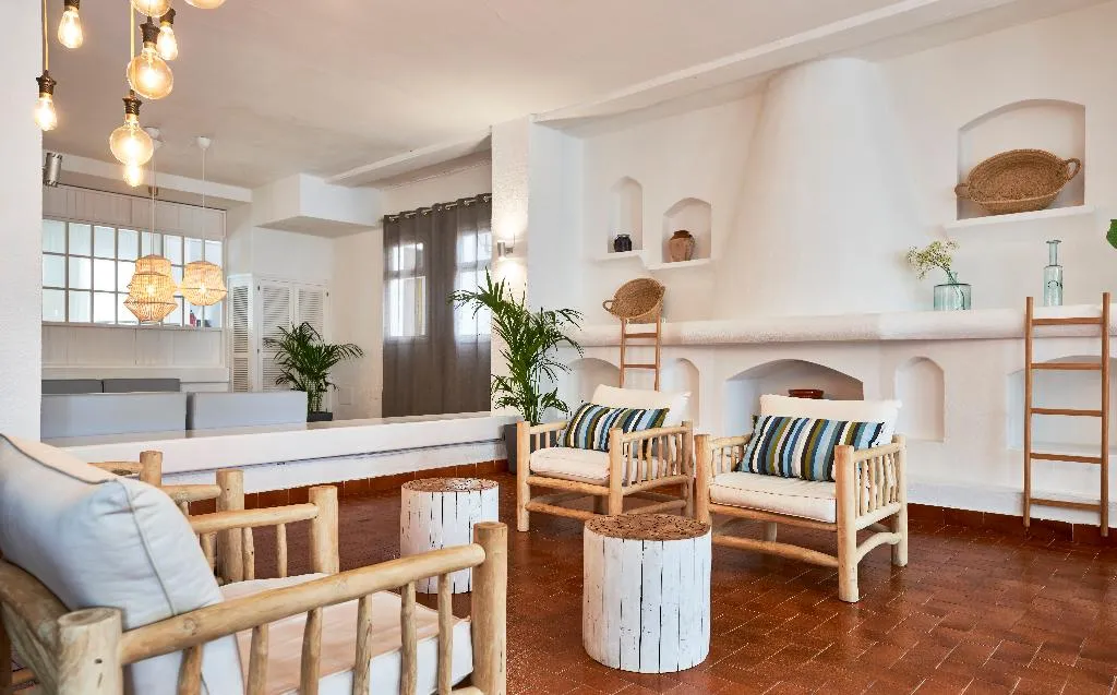 Lobby, Caramelo Marina Cala'n Bosch (Adults Only), Menorca