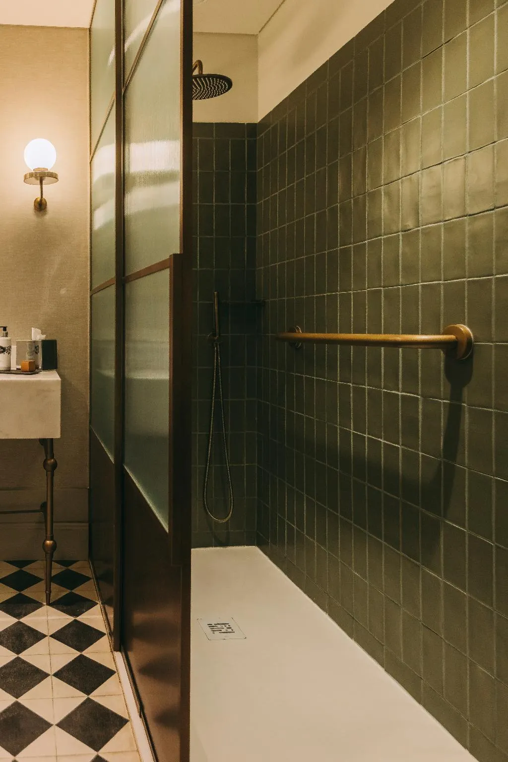 TWIN DELUXE WITH TERRACE Room, Torel Saboaria, Porto