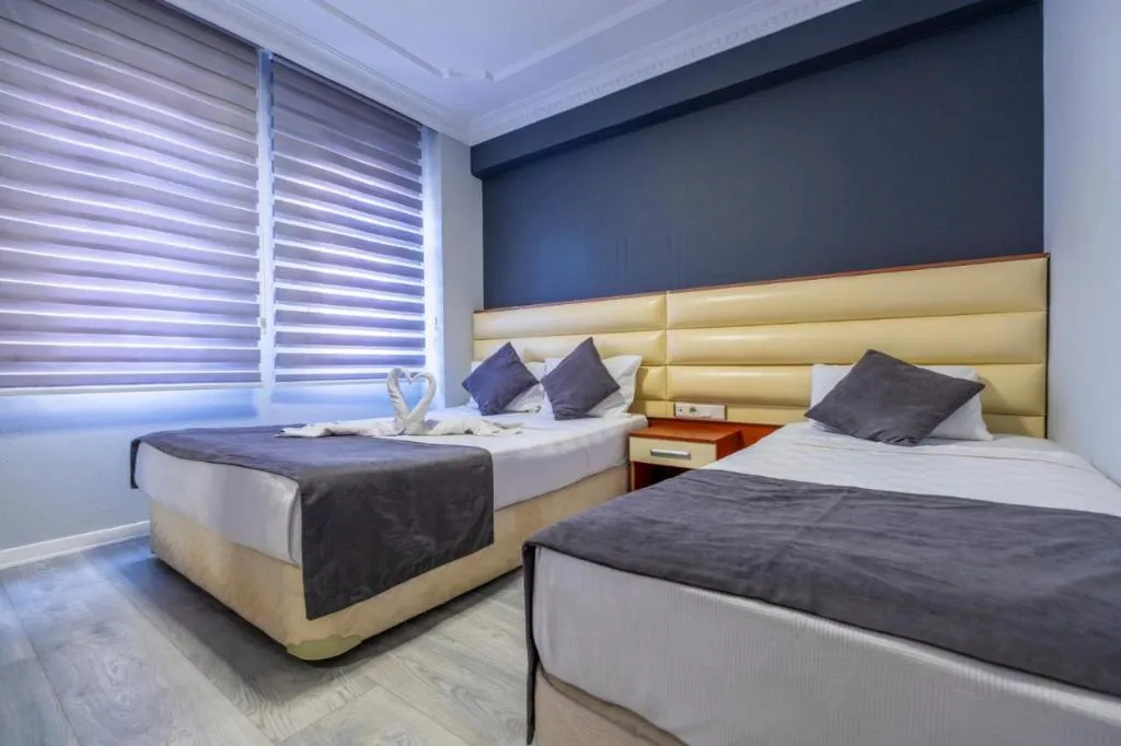 TWIN DELUXE TWO DOUBLE BEDS Room, Deluxe Ersoy Hotel, Antalya