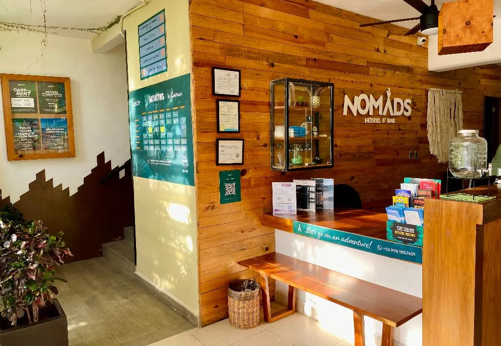 Lobby, Nomads Hotel, Hostel & Rooftop Pool, Cancun Area