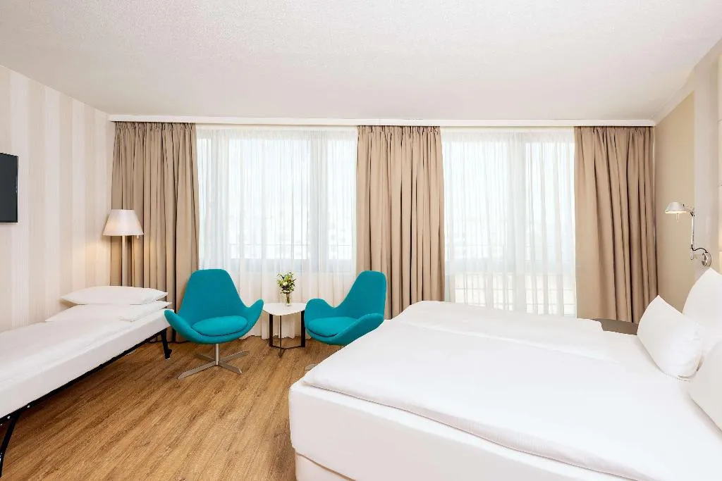 Room, NH Berlin Alexanderplatz, Berlin